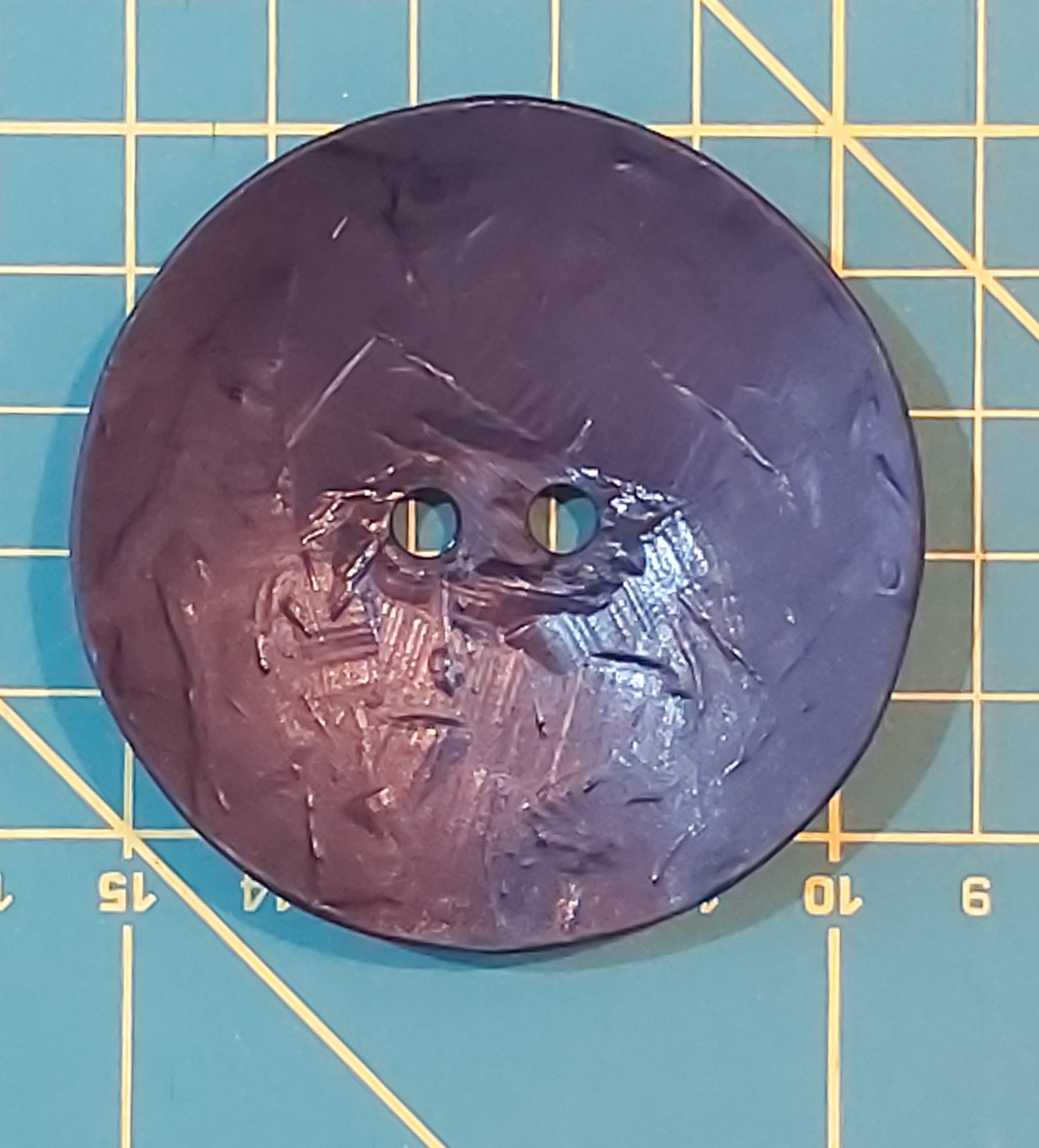 Large Circle Coconut Button - Black